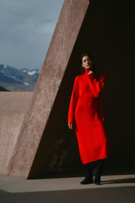 red-dress-woman-minimalist-fashion-shadows-diagonal-lines 
