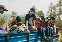 nepal-food-relief-aid-delivery-smd-school 