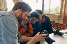 nepal-sebastian-stiphout-teaching-nepali-students-at-smd-school-in-kathmandu-camera-in-hand 